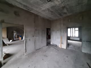 Продажа помещения свободного назначения 179,5 м², ул. Лухмановская, 34, фото 1