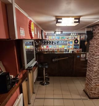 Продажа помещения свободного назначения 150 м², ул. Коминтерна, 13/4, фото 1