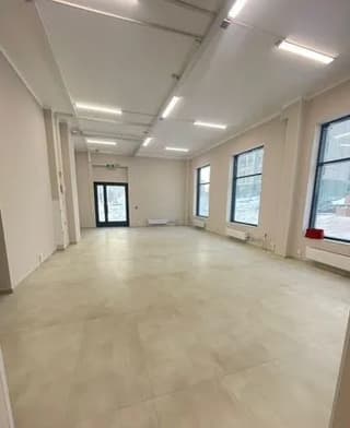 Продажа помещения свободного назначения 122,2 м², ул. Вертолётчиков, 21к3, фото 1