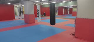 Аренда помещения свободного назначения 220 м², ул. Академика Арцимовича, 13, фото 1