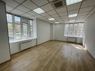 Аренда офиса 30,3 м², ул. Шухова, 14, фото 1