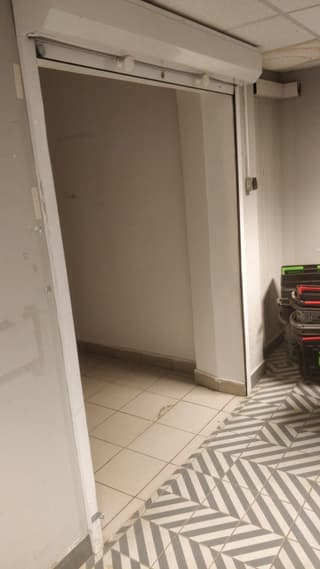 Аренда помещения свободного назначения 14,6 м², ул. Новочерёмушкинская, 66к1, фото 1