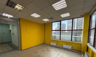 Аренда помещения свободного назначения 25 м², ул. Яблочкова, 21с3, фото 1