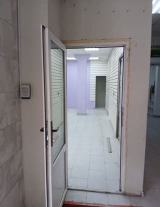 Аренда помещения свободного назначения 30 м², ул. Миллионная, 11к1, фото 1
