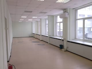 Аренда офиса 64,7 м², ул. Кулакова, 20с1а, фото 1