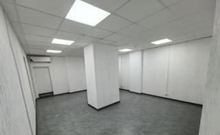 Аренда помещения свободного назначения 105 м², ул. Маршала Соколовского, 3, фото 1