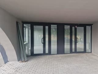 Аренда помещения свободного назначения 557 м², ул. Пяловская, 1, фото 1