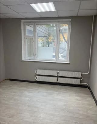 Аренда помещения свободного назначения 10,2 м², ул. Миклухо-Маклая, 30, фото 1