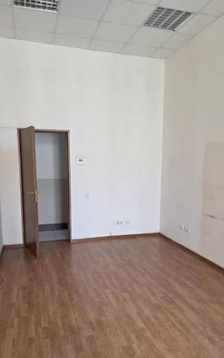 Аренда помещения свободного назначения 18,4 м², ул. Кузнецкий Мост, 21/5, фото 2