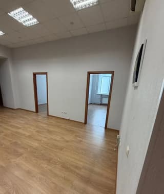 Аренда помещения свободного назначения 97,6 м², ул. Кузнецкий Мост, 21/5, фото 1
