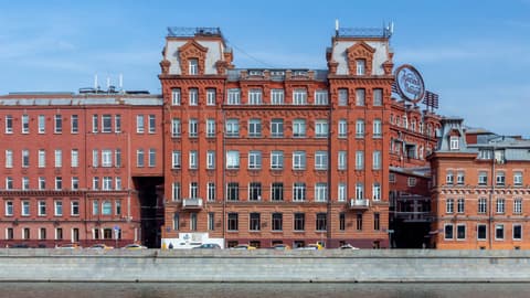 Общественно-деловое пространство, Берсеневская наб., 6с3, фото 1