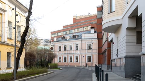 Отдельно стоящее здание, Средний Овчинниковский пер., 8с2, фото 3