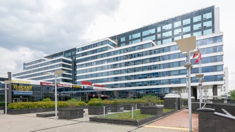 Офисно-гостиничный комплекс «Орбита-2», ул. Кулакова, 20к1, фото 3