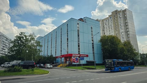 Административное здание, ул. Новаторов, 15, фото 2