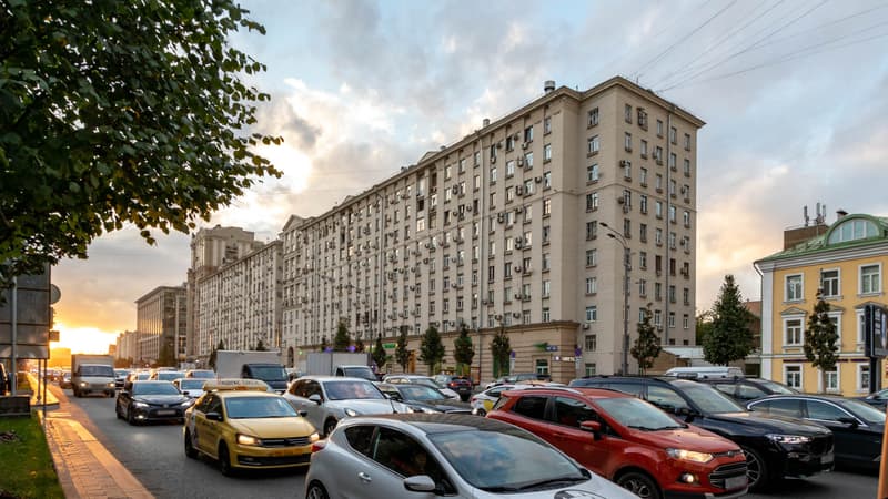 Продажа помещения свободного назначения 478,1 м², ул. Валовая, 8/18