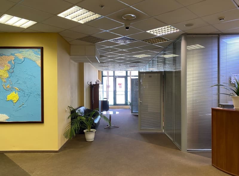 Аренда офиса 1315 м², ул. Намёткина, 12А