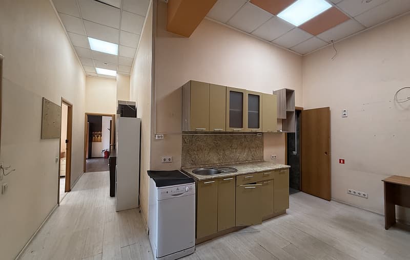 Аренда офиса 101,5 м², ул. Краснобогатырская, 6
