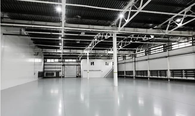 Аренда помещения свободного назначения 774 м², ул. 2-я Карпатская, 4с4
