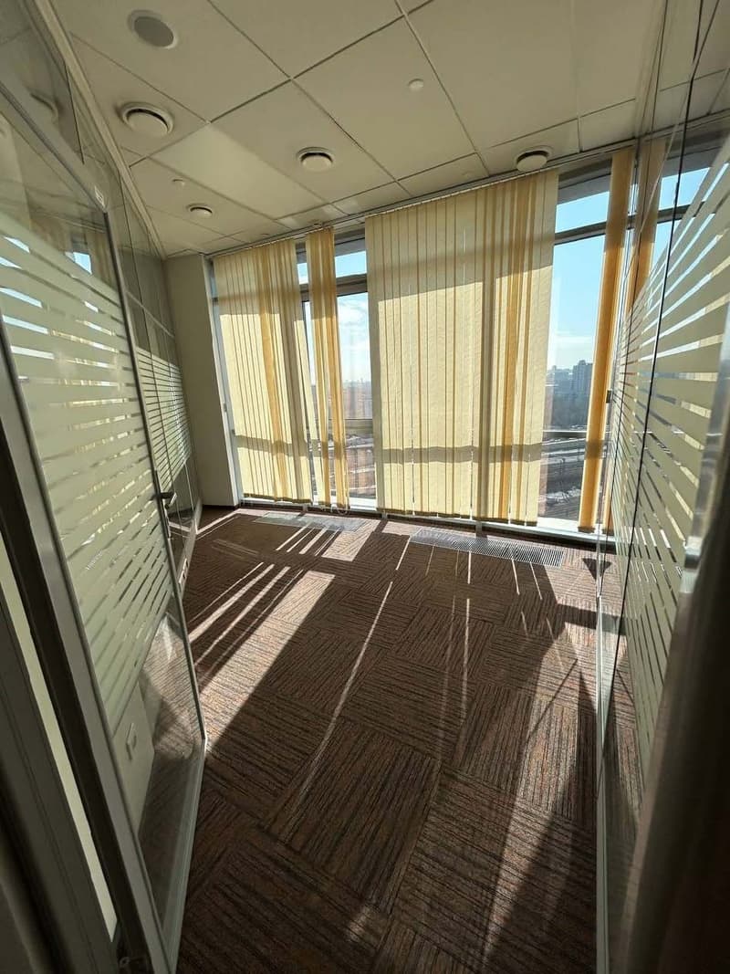 Аренда офиса 719,3 м², ул. Поклонная, 3