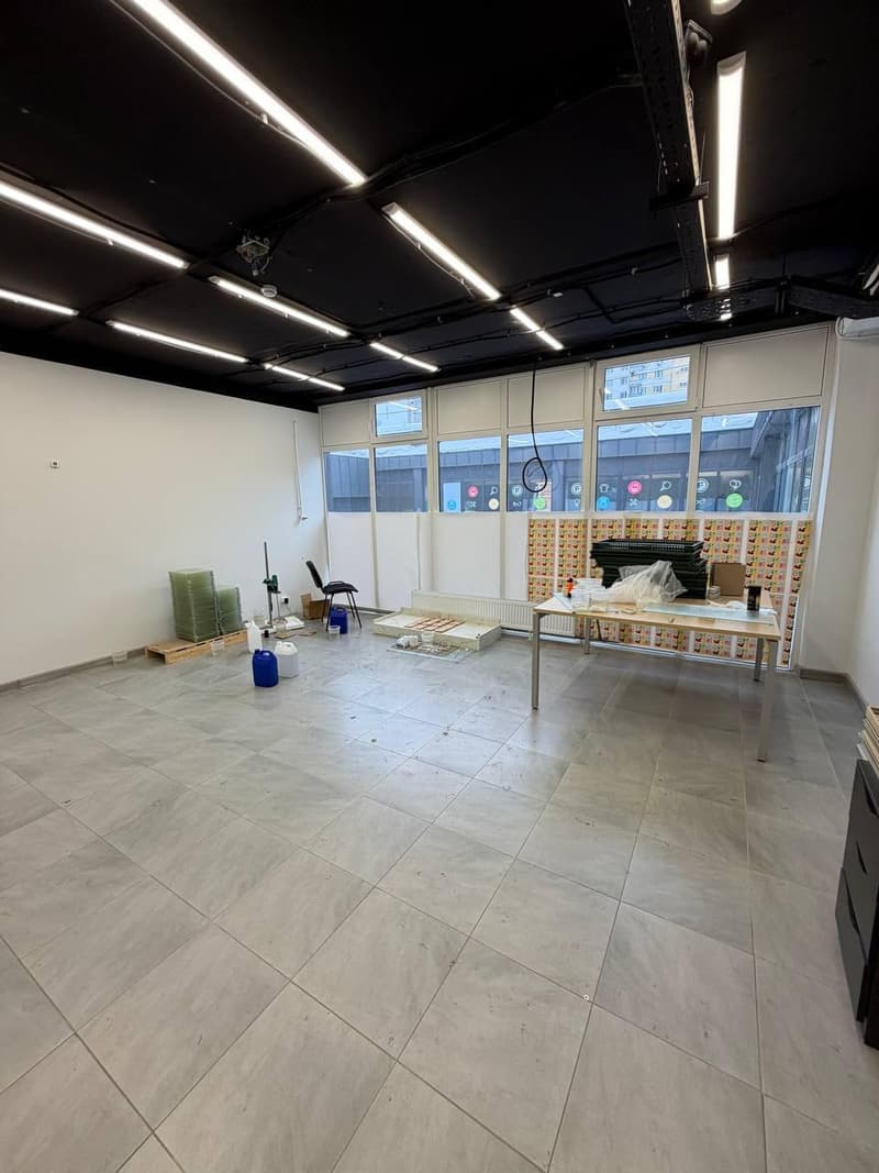 Аренда помещения свободного назначения 34,7 м², ул. Выборгская, 16к2