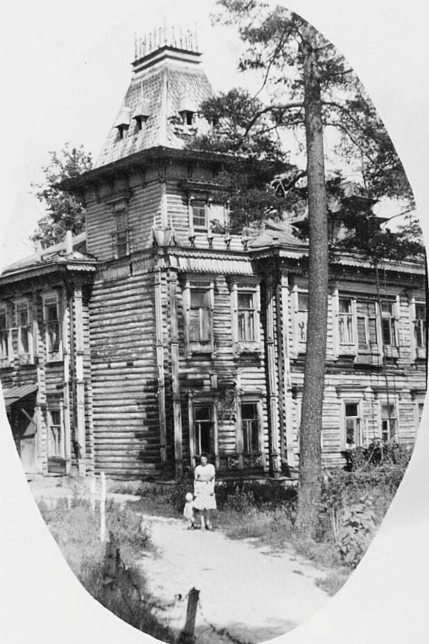 Дача С. А. Муромцева, позже Р. И. Власовой, на Покровской стороне Царицыно. Автор неизвестен. 1893–1920