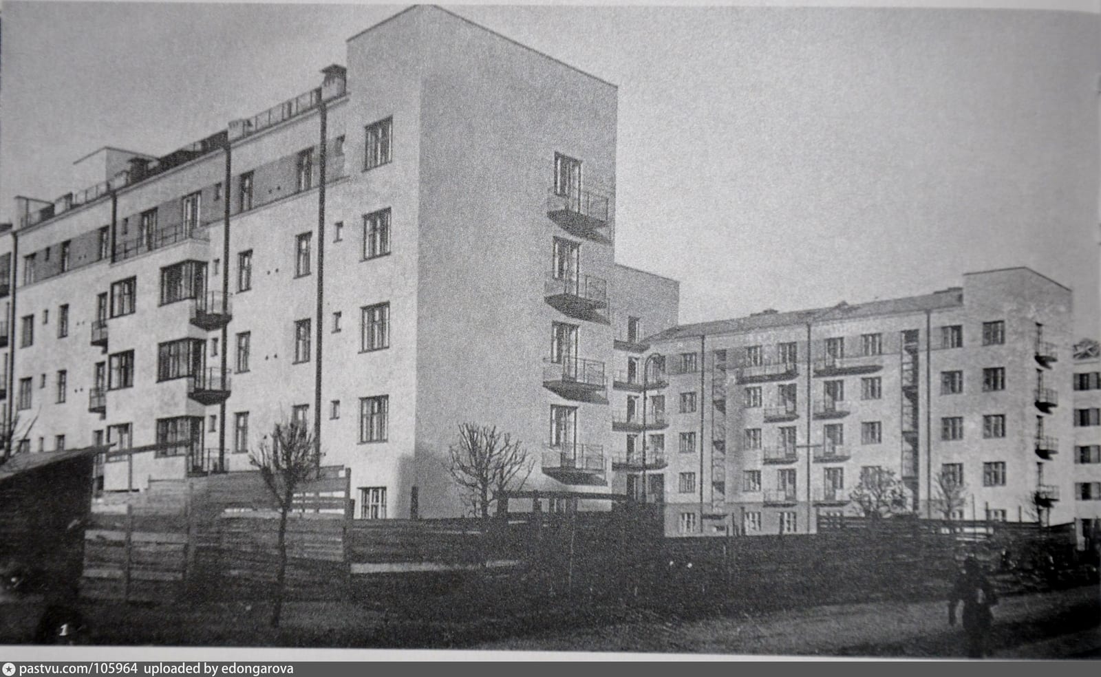 Дом-коммуна в Хавско-Шаболовском переулке, теперь улице Лестева. 1929