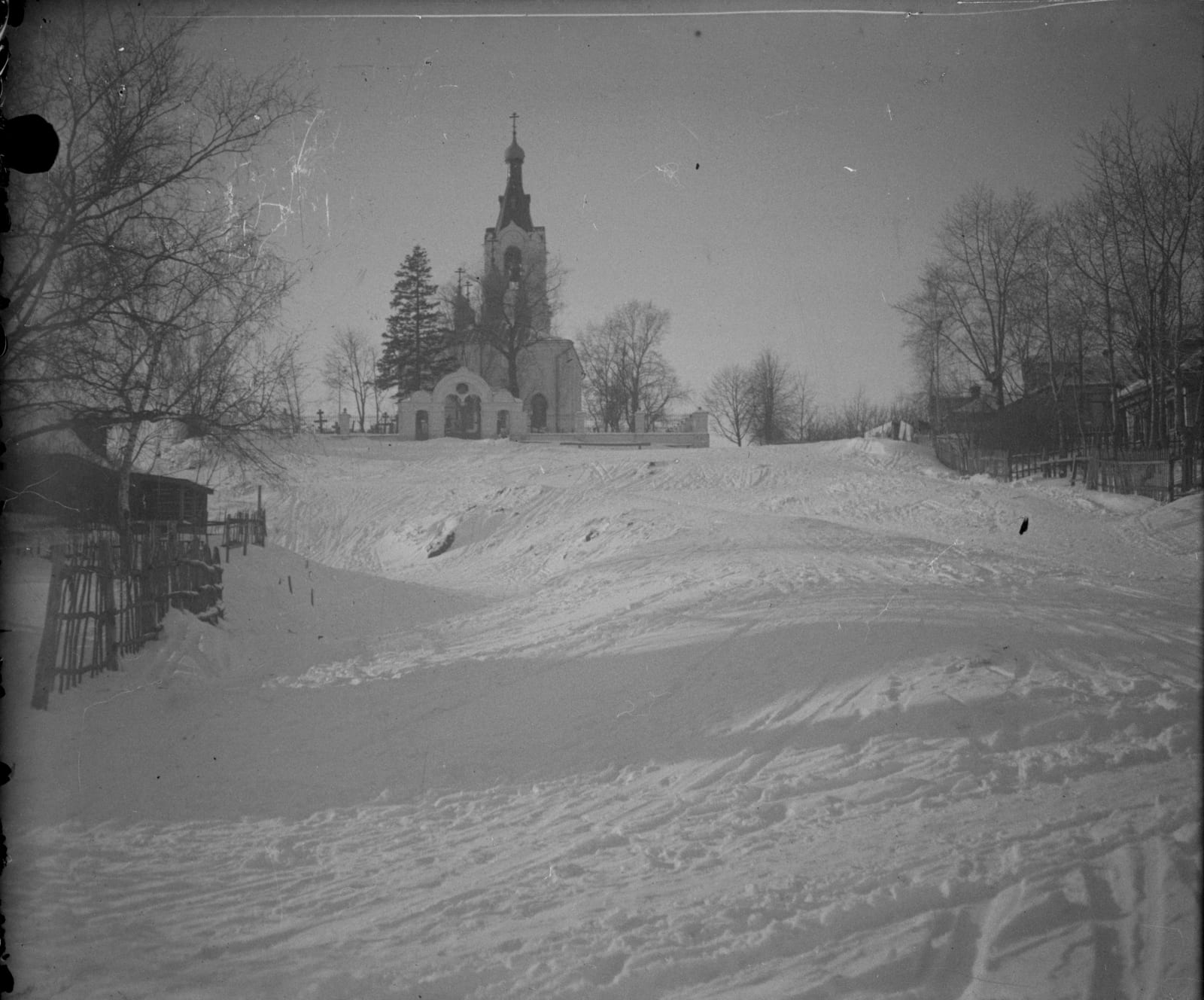 Церковь Рождества Богородицы над селом Крылатским зимой. Фото А. А. Губарева, собрание Исторического музея, 31 января 1926