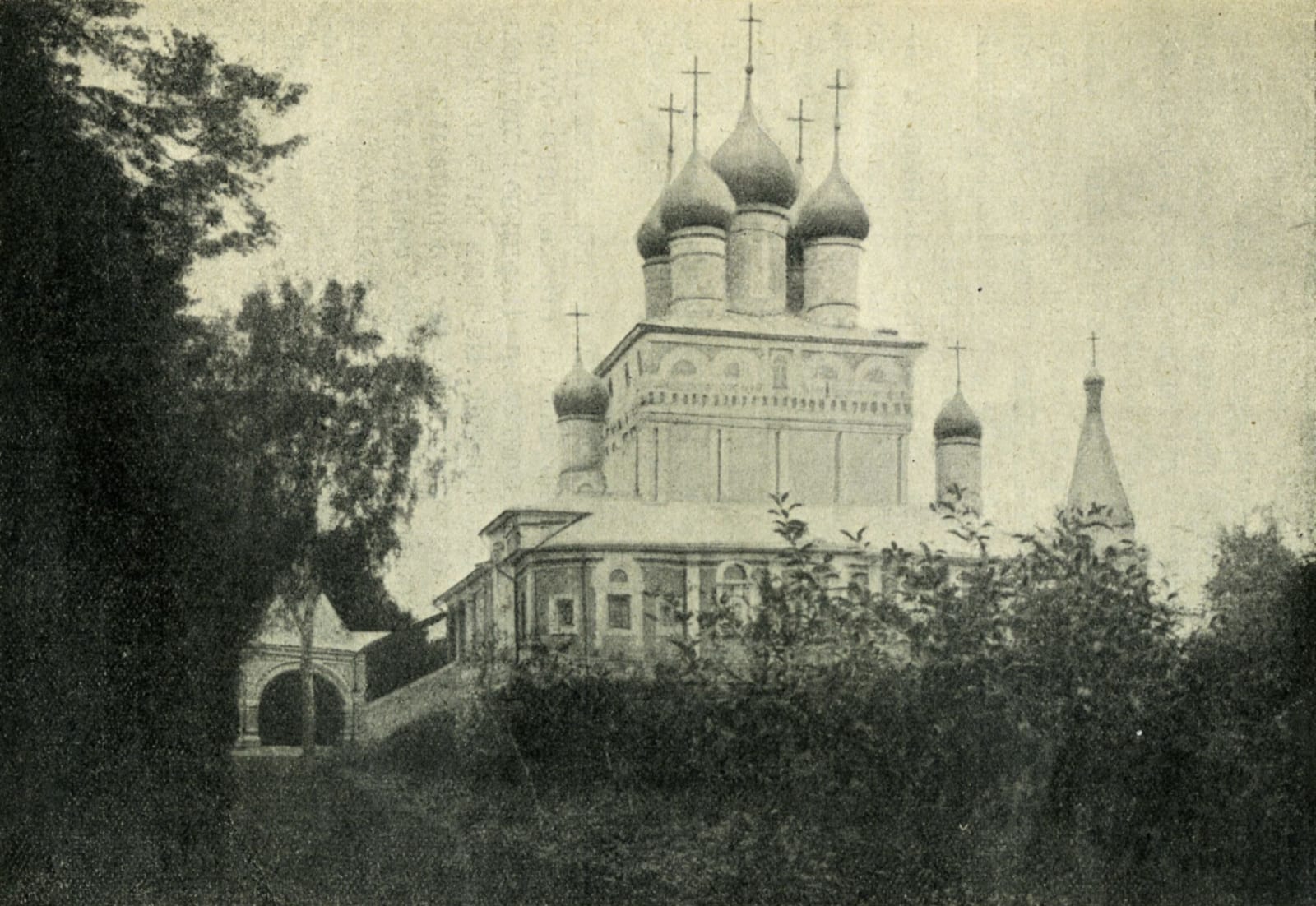 Церковь Казанской иконы Божией Матери, домовый храм царского дворца. Из той же брошюры 1913 года. до 1913