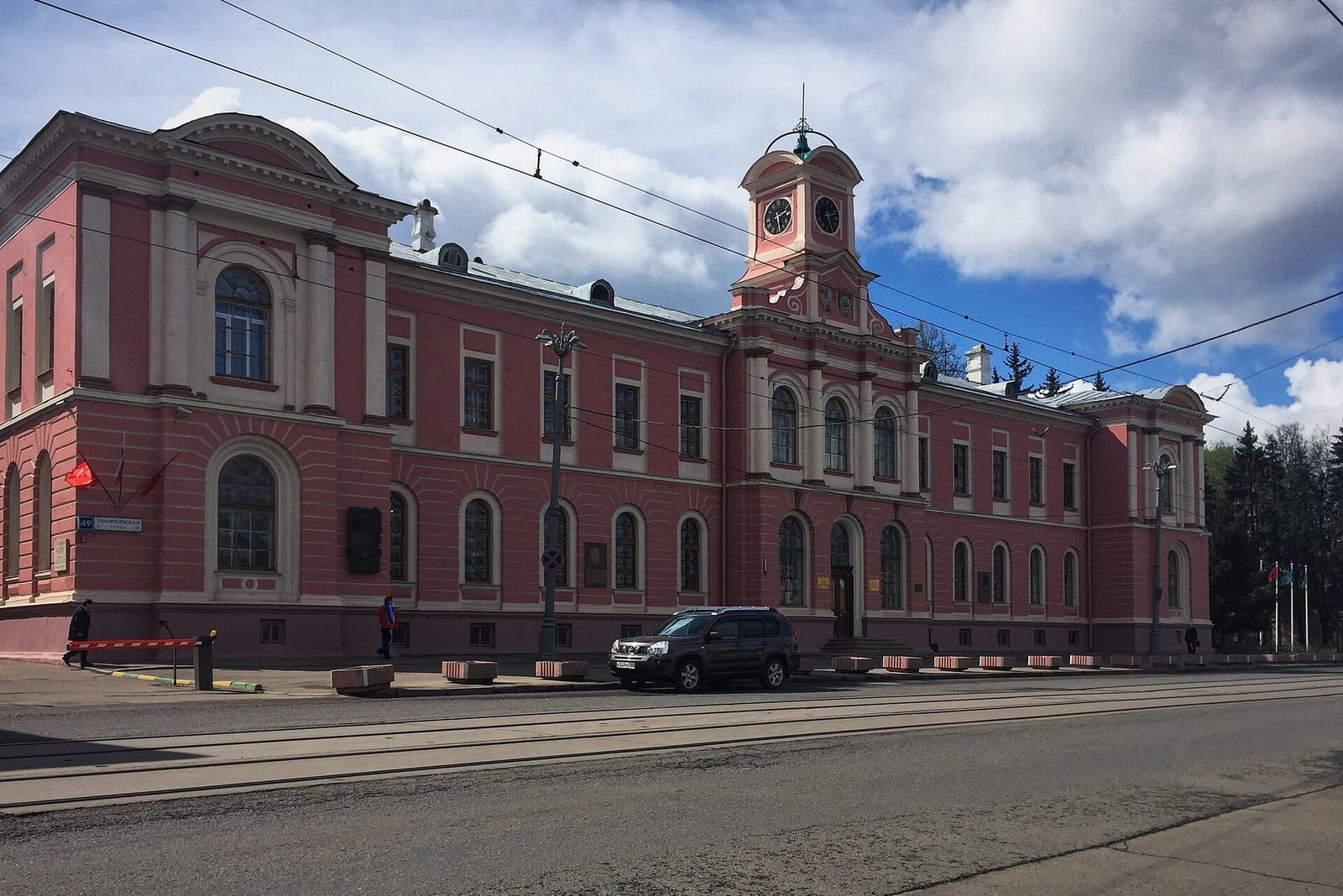 Главное здание Тимирязевской академии на Тимирязевской улице, 49, памятник федерального значения в ансамбле усадьбы Петровское-Разумовское. май 2016