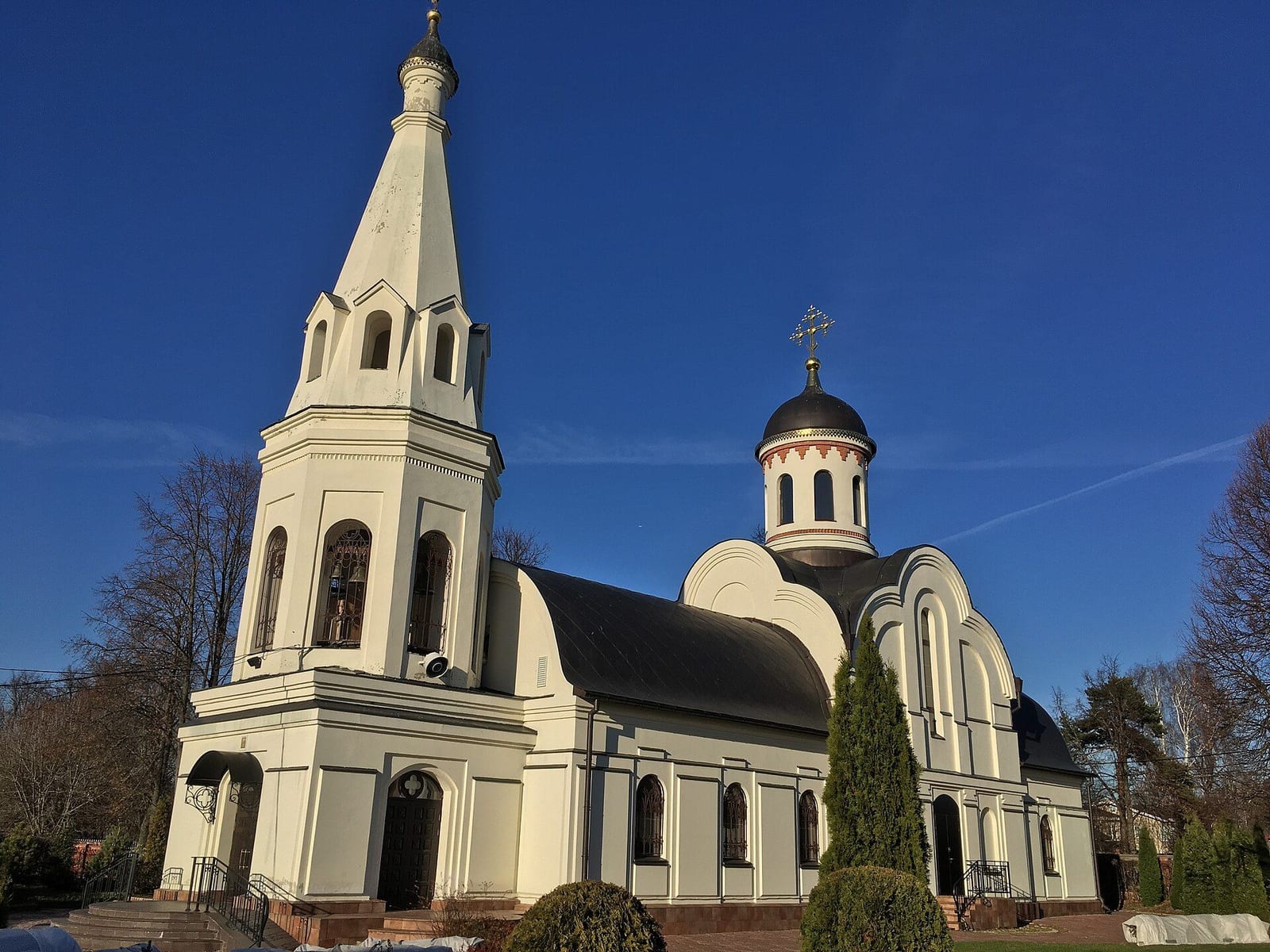 Тихвинский храм на Богородской улице, бывшая церковь села Богородского. ноябрь 2018